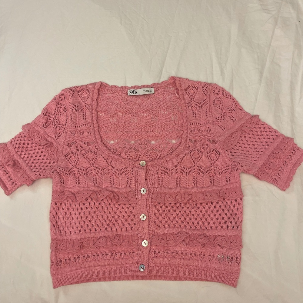 Zara pink shirt. Never worn.